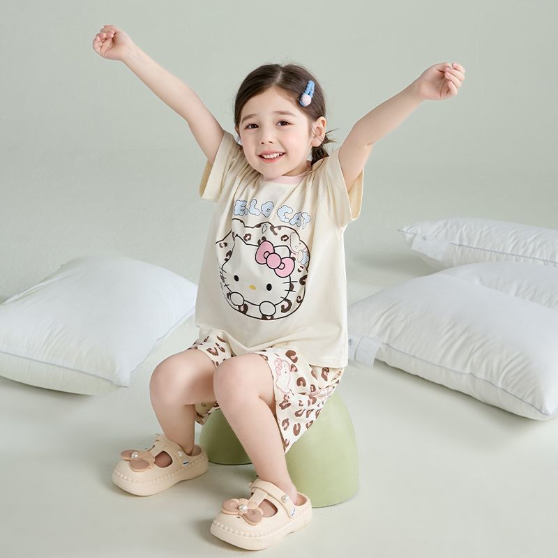 吸汗通気 締め付けなし 夏用 Tシャツ+総柄 ショーツ セットアップ n-249