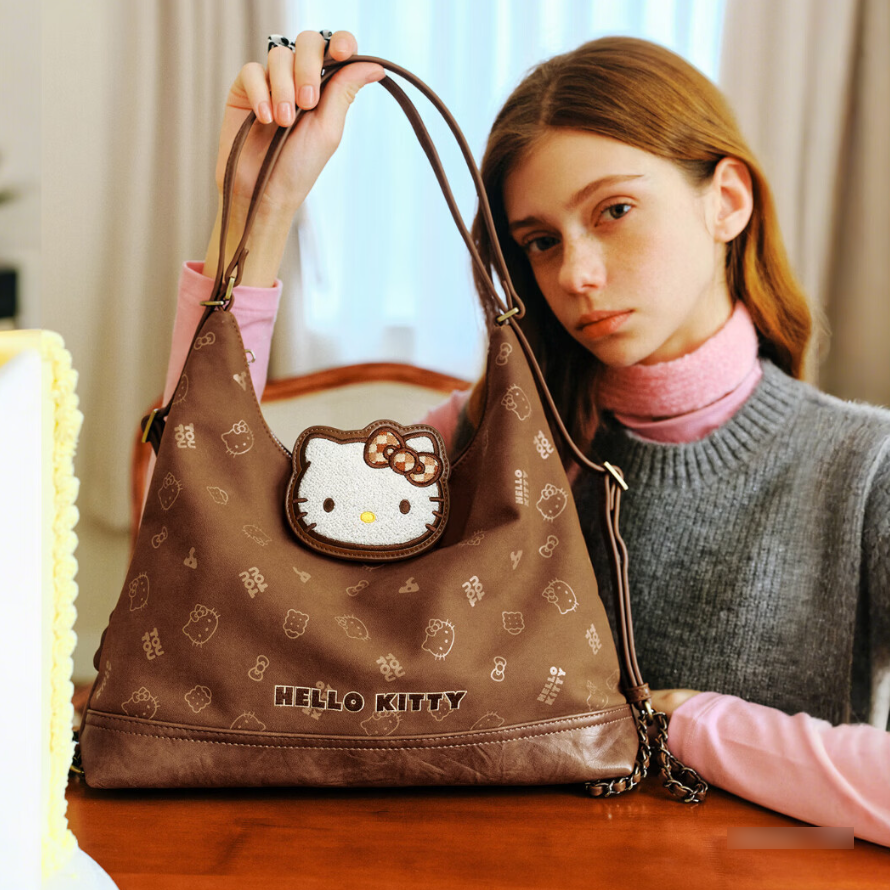 総柄 2WAY 刺繍入り 高品質 大容量 ショルダーバッグ C-335
