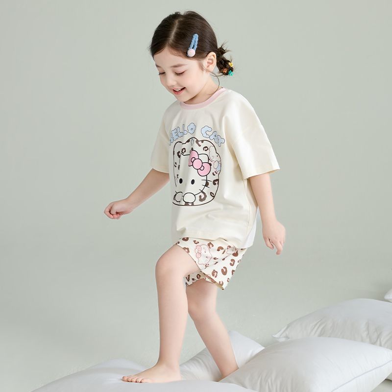 吸汗通気 締め付けなし 夏用 Tシャツ+総柄 ショーツ セットアップ n-249