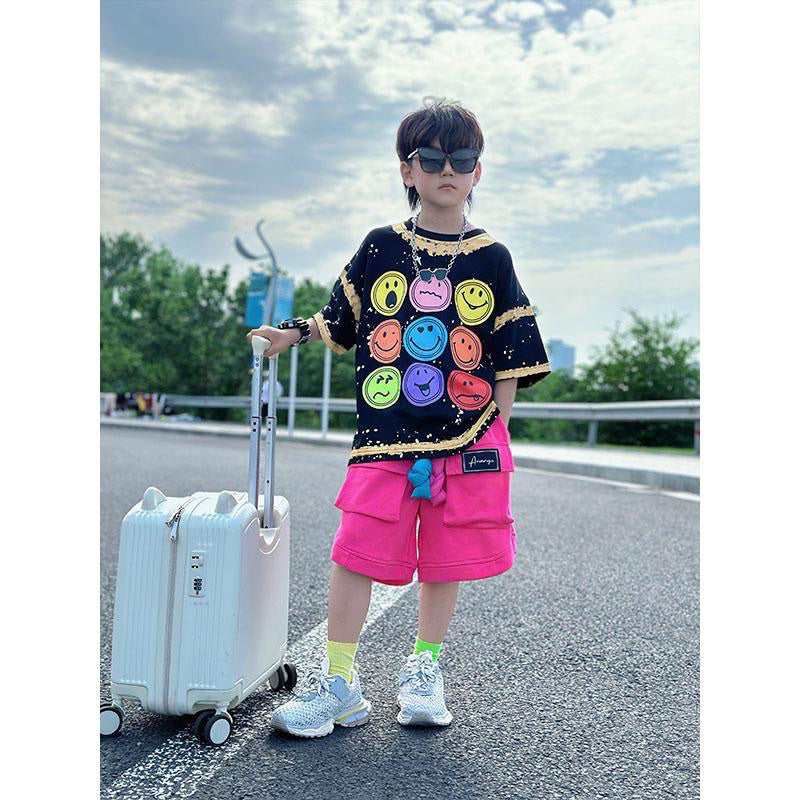 個性派 スマイル顔 Tシャツ+五分丈 ショーツ セットアップ n-168