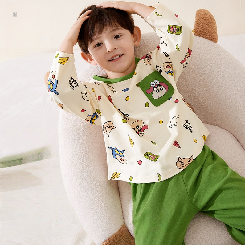 締め付けなし 総柄 長袖  Tシャツ+ロングパンツ セットアップ n-255