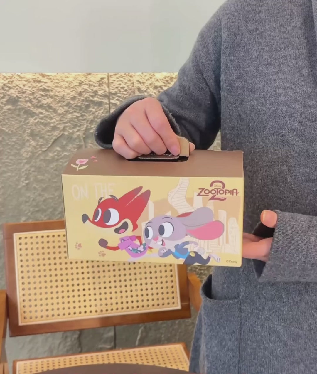 2個セット ペアカップ くびれデザイン 陶磁器マグカップ C-199